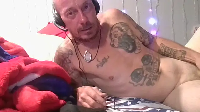 Snapshot of deepinnnnn chatting on June 10, 2026, 5:07 am deepinnnnn online show from June 10, 2026, 5:07 am