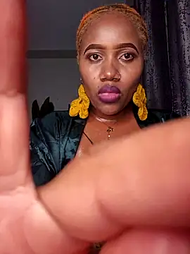 SquirtQueen222 online show from February 20, 2026, 10:54 pm