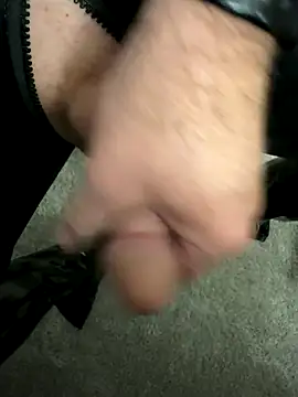 SexyLatexObject online show from October 27, 2025, 2:54 pm