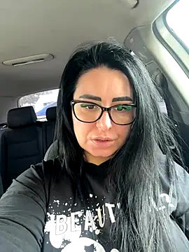 Snapshot of SellenaBigBoobs chatting on September 30, 2025, 12:32 pm SellenaBigBoobs online show from September 30, 2025, 12:32 pm