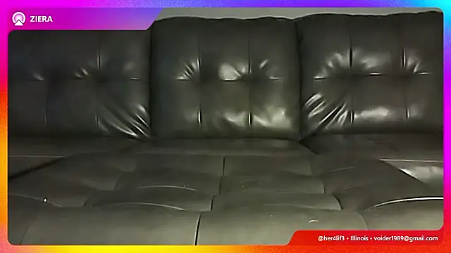 Snapshot of her4life chatting on April 16, 2026, 4:24 am her4life online show from April 16, 2026, 4:24 am