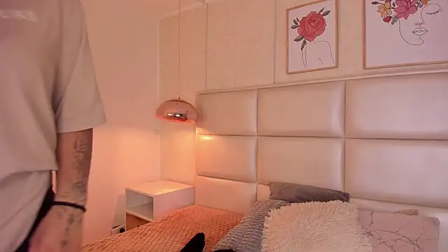 Aily Yozuko online show from March 21, 2026, 2:38 am