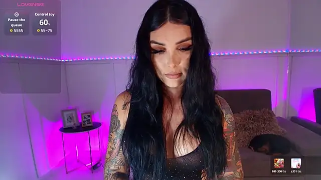 Ela Doll  online show from April 15, 2026, 8:09 pm