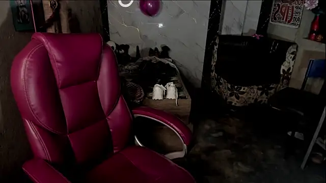 tattys sexy online show from October 17, 2025, 4:37 am