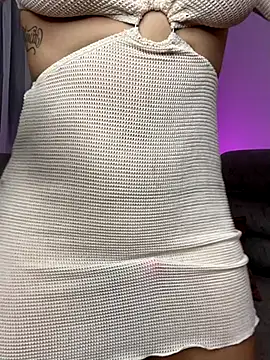 YovngBaby online show from December 4, 2024, 5:49 am