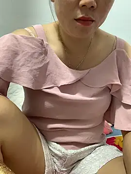 Snapshot of Baby-bigtits chatting on February 26, 2025, 9:53 am Baby-bigtits online show from February 26, 2025, 9:53 am