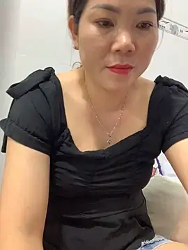 Snapshot of Baby-bigtits chatting on February 27, 2025, 2:00 pm Baby-bigtits online show from February 27, 2025, 2:00 pm
