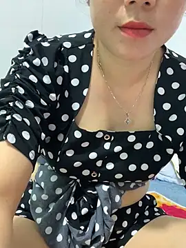 Snapshot of Baby-bigtits chatting on March 4, 2025, 3:33 am Baby-bigtits online show from March 4, 2025, 3:33 am
