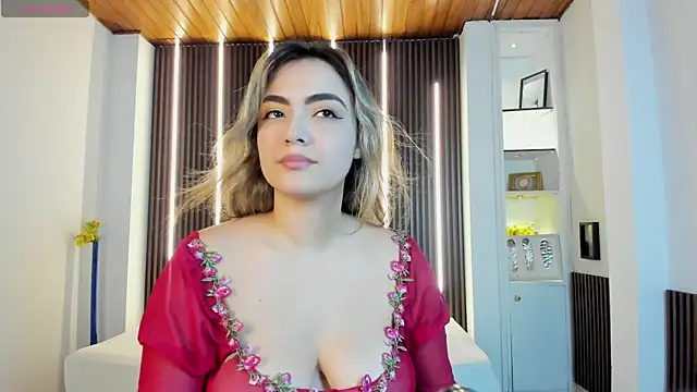 Snapshot of IsabellaaJoness chatting on April 12, 2026, 2:00 pm IsabellaaJoness online show from April 12, 2026, 2:00 pm