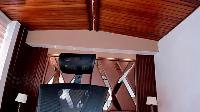 Snapshot of IsabellaaJoness chatting on April 15, 2026, 7:58 pm IsabellaaJoness online show from April 15, 2026, 7:58 pm