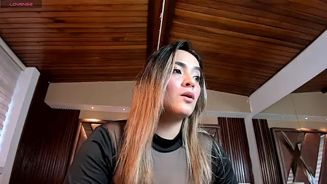 IsabellaaJoness online show from June 30, 2026, 11:33 am