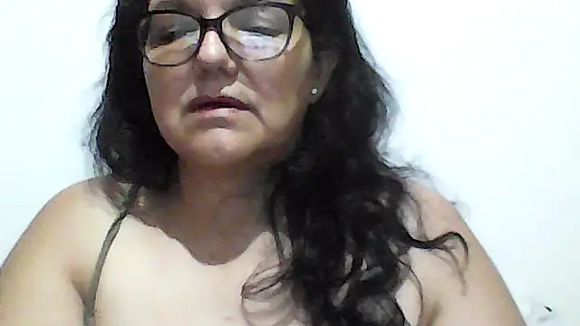 Snapshot of kassandra02 chatting on February 8, 2026, 2:26 am kassandra02 online show from February 8, 2026, 2:26 am