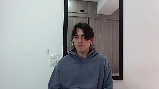 alex connorr online show from February 19, 2025, 4:00 pm