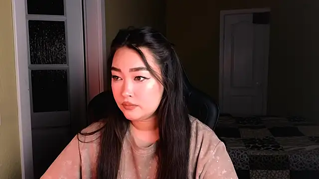 Snapshot of Erica_Wayne chatting on January 11, 2025, 11:02 am Erica Wayne online show from January 11, 2025, 11:02 am