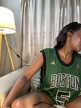 naughtyblackdolie online show from January 12, 2025, 1:48 pm