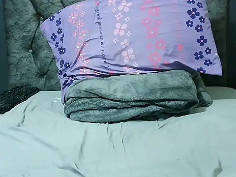 horny tasha online show from February 18, 2026, 6:15 pm