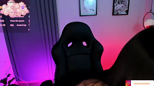 Hanna  Becker  online show from April 12, 2026, 2:49 am