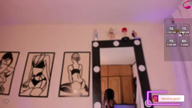 Snapshot of Val_daniiels chatting on January 27, 2025, 10:06 pm Val daniiels online show from January 27, 2025, 10:06 pm