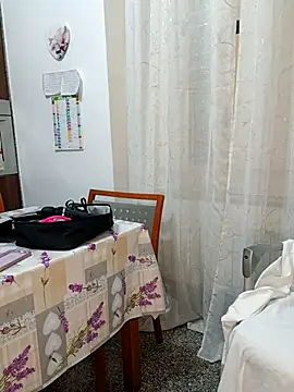 Snapshot of SexySweetPaola chatting on April 22, 2026, 7:22 am SexySweetPaola online show from April 22, 2026, 7:22 am