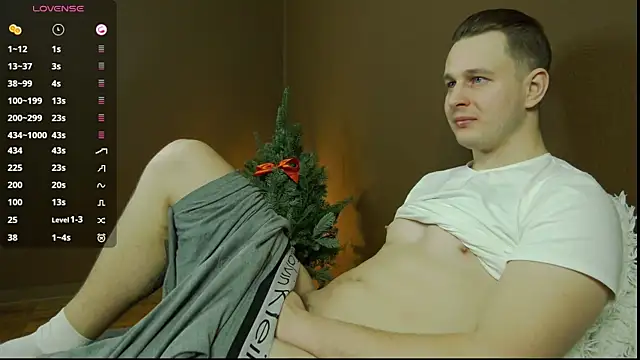 Snapshot of charlie_smiley chatting on December 18, 2024, 5:48 am charlie smiley online show from December 18, 2024, 5:48 am