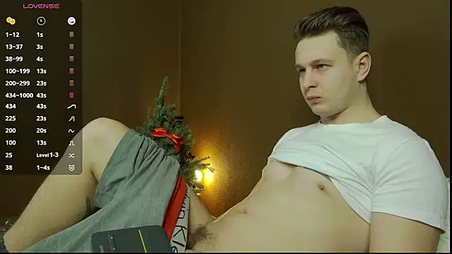 Snapshot of charlie_smiley chatting on December 27, 2024, 5:42 am charlie smiley online show from December 27, 2024, 5:42 am