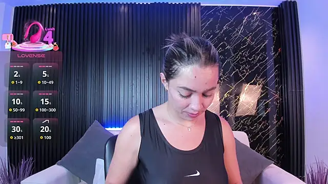 Alessia Taylorr online show from October 2, 2025, 11:39 am