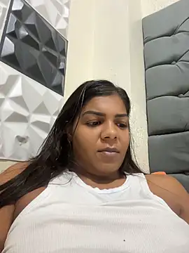 Indiazinhax online show from May 23, 2026, 11:20 pm