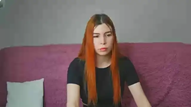 ElllaNuar online show from March 2, 2026, 8:32 am