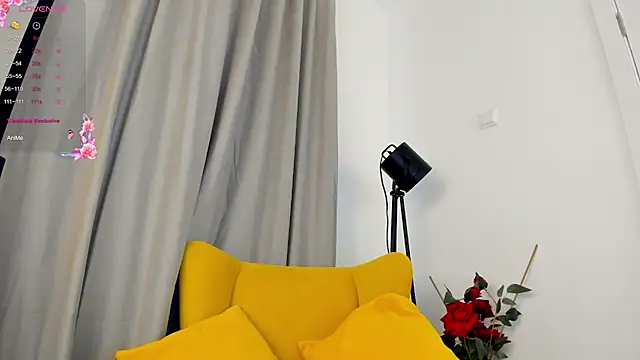 miissblonde online show from November 17, 2025, 2:39 am