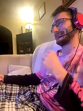 EE123458 online show from September 11, 2025, 7:25 pm