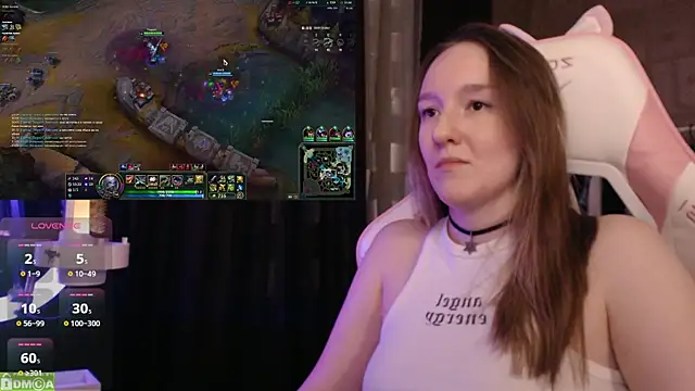 MoonlishSiren online show from February 26, 2025, 11:15 pm