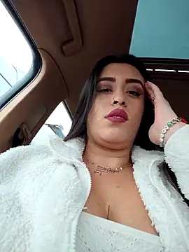 Freyja300 online show from December 15, 2025, 10:19 am