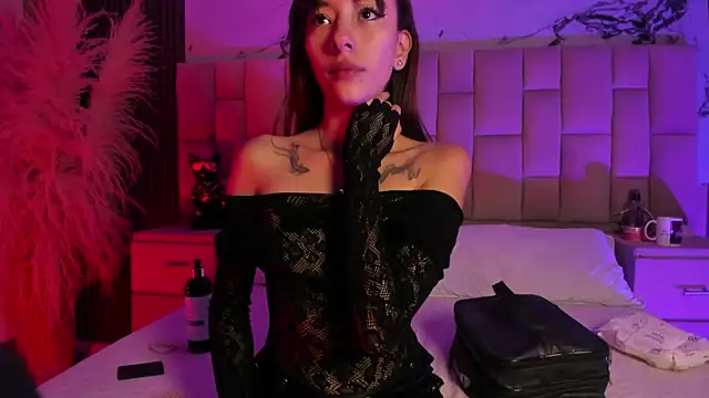 MelodyBliss online show from February 15, 2026, 9:44 pm