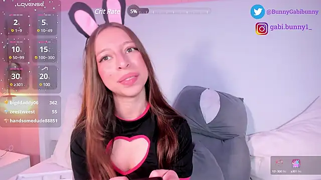 Snapshot of gabi_bunny chatting on December 31, 2024, 4:25 pm gabi bunny online show from December 31, 2024, 4:25 pm