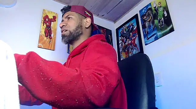 Enriblack92 online show from December 10, 2024, 6:28 pm