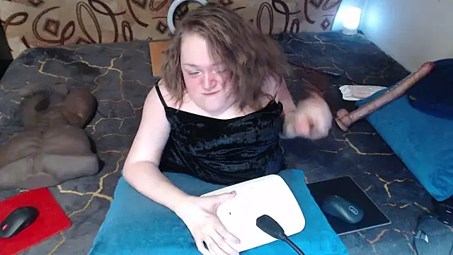 Snapshot of MiniNatalie chatting on March 18, 2025, 2:04 am MiniNatalie online show from March 18, 2025, 2:04 am