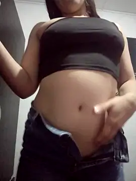 dulccemaria24 online show from February 21, 2026, 5:58 pm