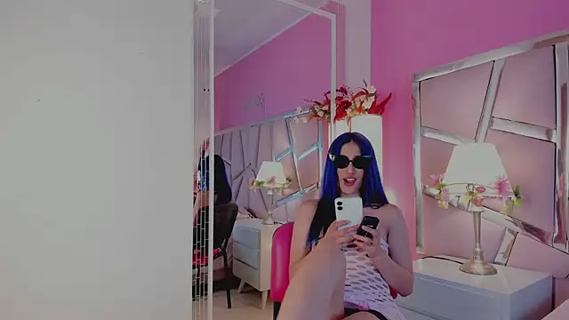 Snapshot of Lunapage chatting on September 8, 2025, 8:30 pm Lunapage online show from September 8, 2025, 8:30 pm