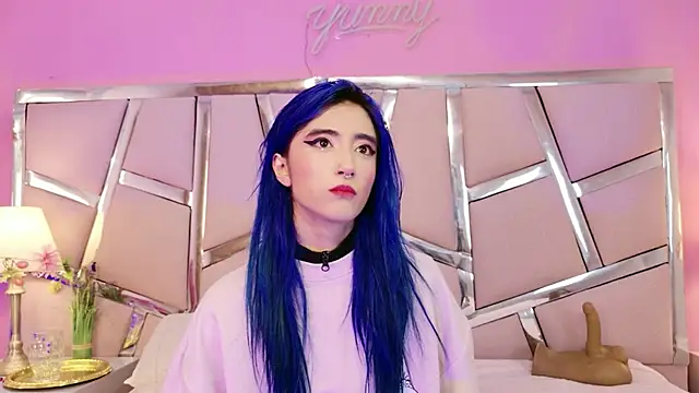 Snapshot of Lunapage chatting on September 24, 2025, 8:23 pm Lunapage online show from September 24, 2025, 8:23 pm