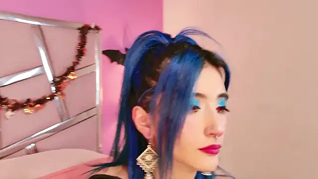 Snapshot of Lunapage chatting on October 17, 2025, 8:44 pm Lunapage online show from October 17, 2025, 8:44 pm