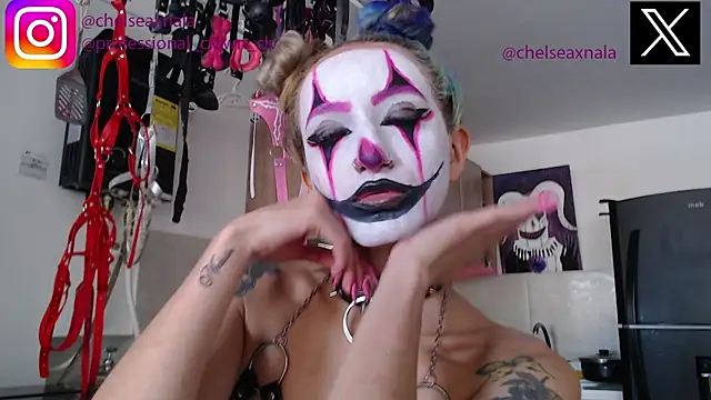 Snapshot of Eloise-brown chatting on September 20, 2025, 7:15 pm Eloise-brown online show from September 20, 2025, 7:15 pm