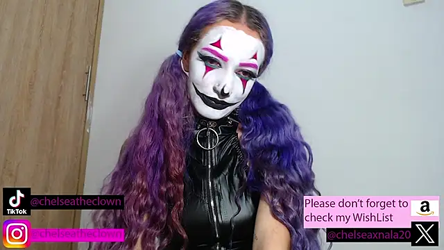 Snapshot of Eloise-brown chatting on November 11, 2025, 6:35 am Eloise-brown online show from November 11, 2025, 6:35 am