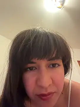 BitchyBratxxx online show from May 15, 2026, 1:18 pm