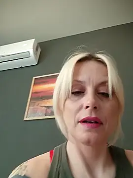 MySweetcum69 online show from October 6, 2025, 11:07 am