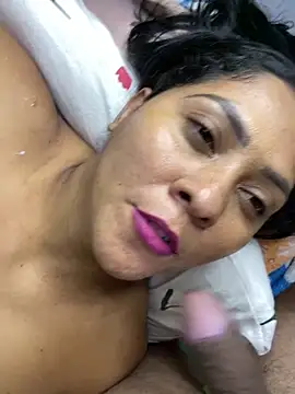 mayemarc online show from September 24, 2025, 9:29 pm