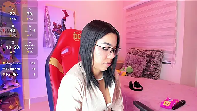 madelyn rose  online show from January 22, 2025, 8:07 am