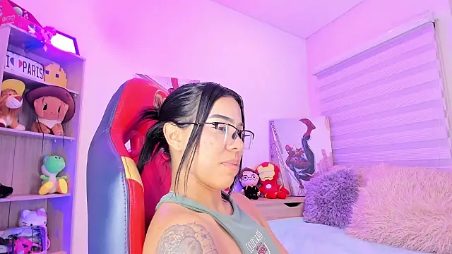 madelyn rose  online show from February 22, 2025, 9:12 am