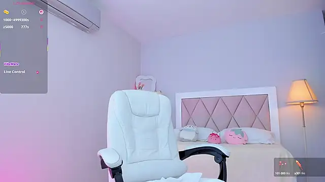 Snapshot of ania_sweet18 chatting on September 24, 2025, 12:58 am ania sweet18 online show from September 24, 2025, 12:58 am