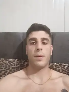 arenn1997 online show from May 16, 2026, 12:18 am