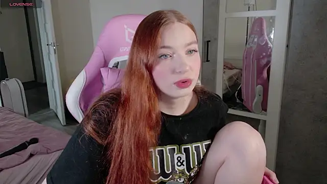 cinnabon girls online show from February 11, 2026, 11:48 am